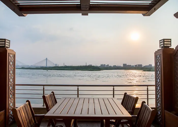 Nile Transport Hotel