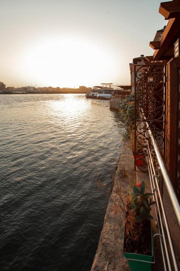 Szálloda Nile Transport Kairó